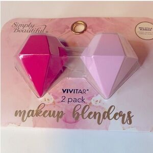 2/$20 💖🤍 Vivitar 2-Pack Makeup Blenders – Diamond-Shaped